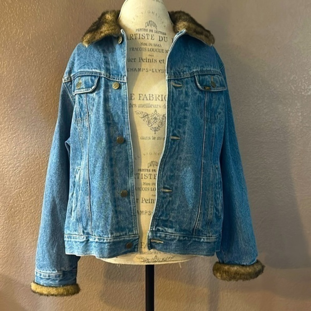 Vintage Lee Jean Coat    HG